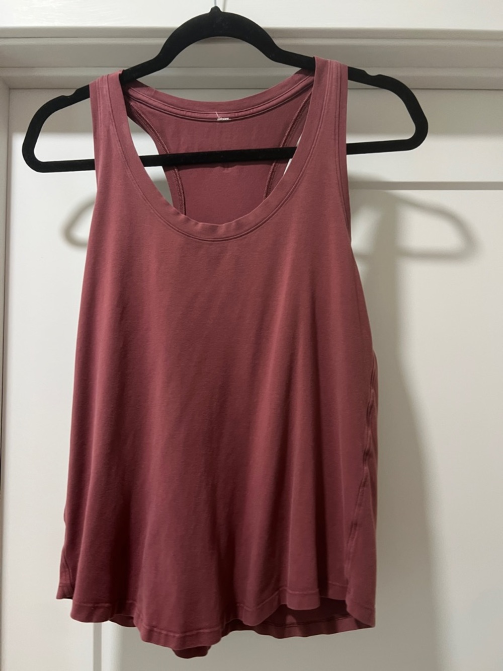 Women’s Sleeveless Scoop Neck Tank Top - Dusty Rose